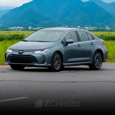Elegance and performance meet the road in your Toyota Corolla Elegance and performance meet the road in your Toyota Corolla
